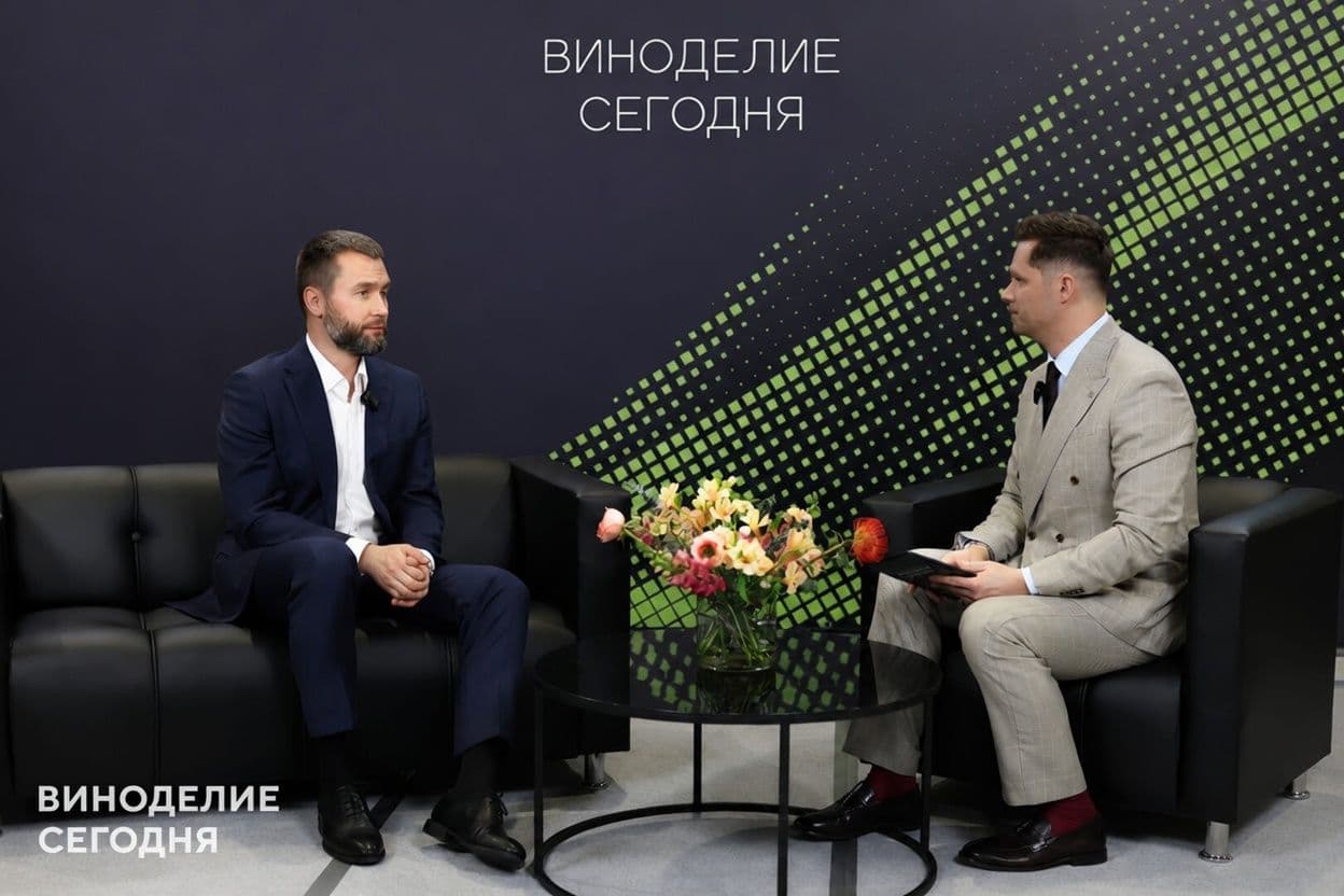 Президент Ассоциации кавистов России, основатель Ratingtelling, руководитель винного направления «Белого мыса» Алексей Соловьёв