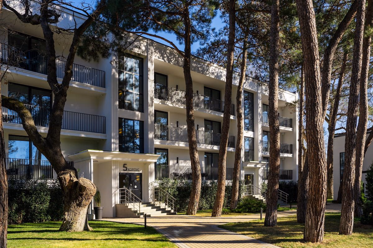 На фото отель Приморье Grand Resort Hotel 5*